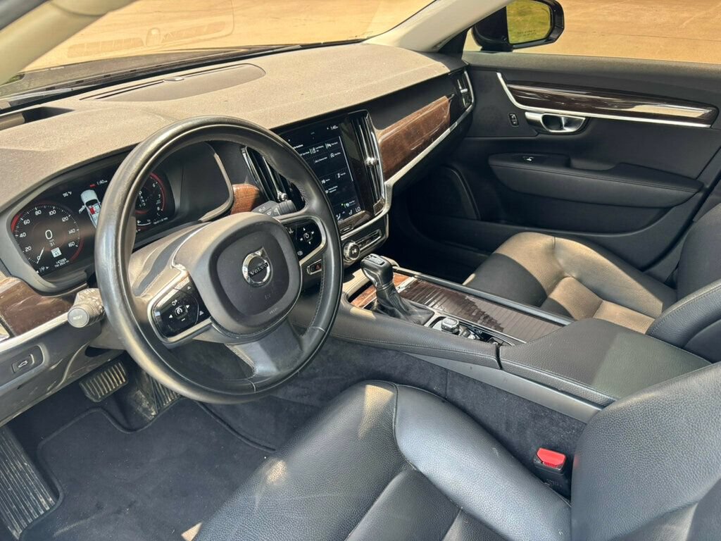 Used 2019 Volvo S90 T6 Momentum AWD/4WD image 10