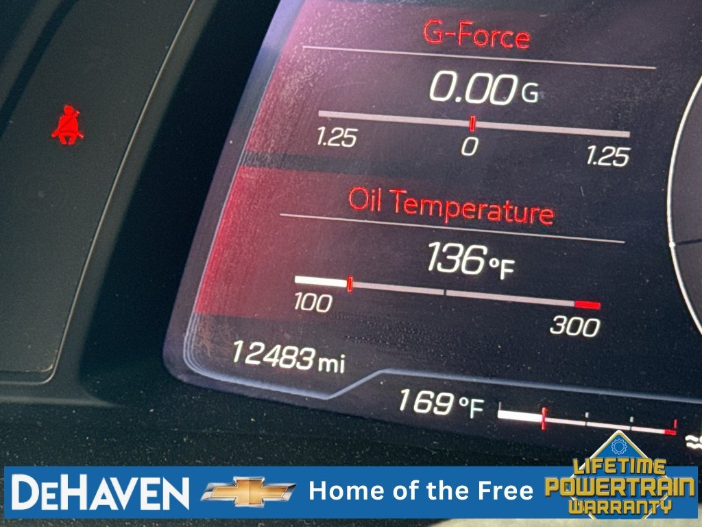 Used 2022 Chevrolet Corvette Stingray Coupe w/ 1LT RWD image 13