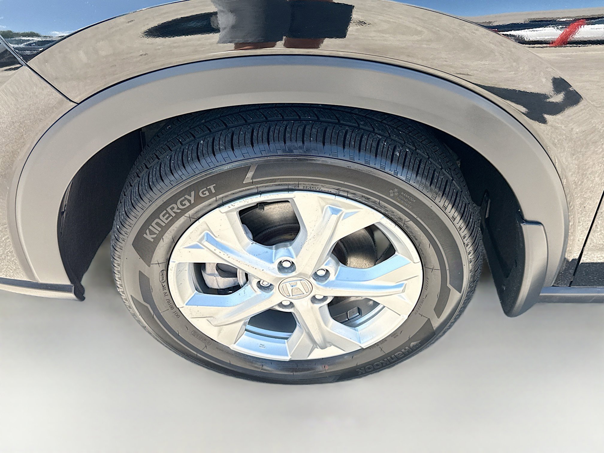 Certified 2024 Honda HR-V LX image 35