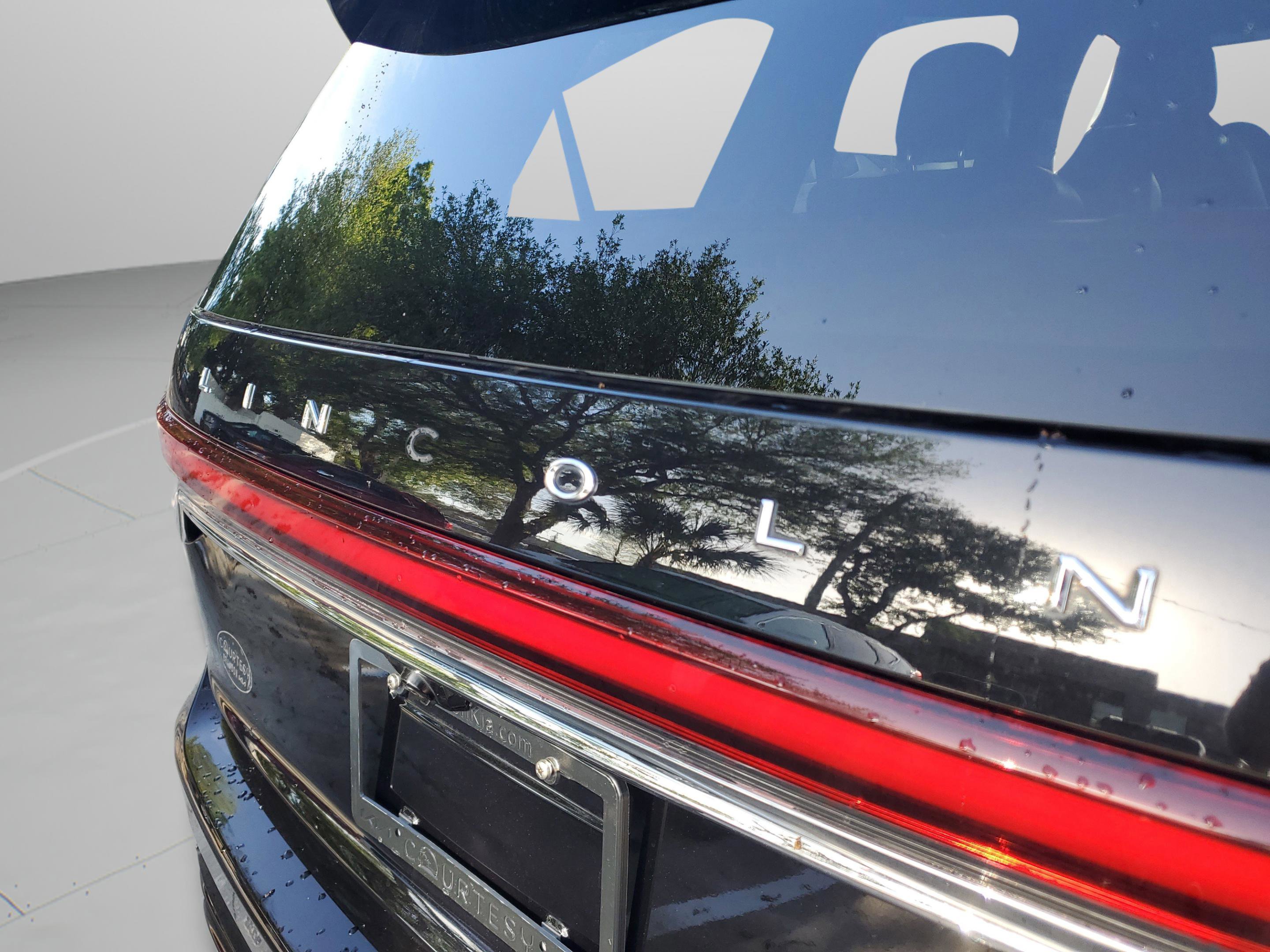 Used 2021 Lincoln Aviator Grand Touring w/ Equipment Group 302A image 7