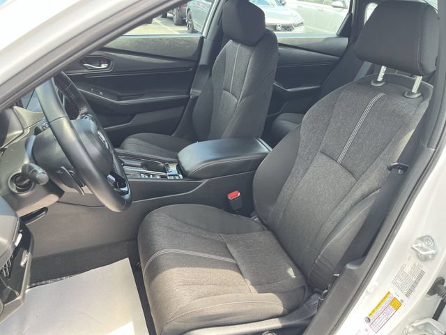 Used 2025 Honda Accord Sport image 15