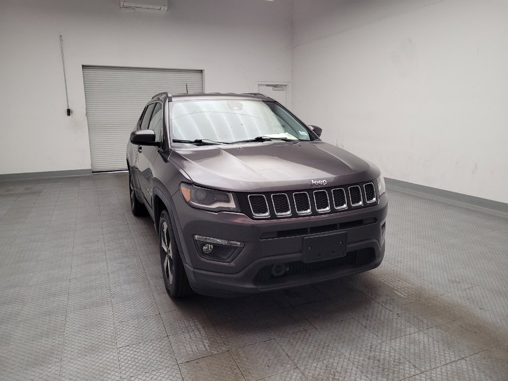Used 2017 Jeep Compass Latitude w/ Safe & Security Group AWD/4WD image 14