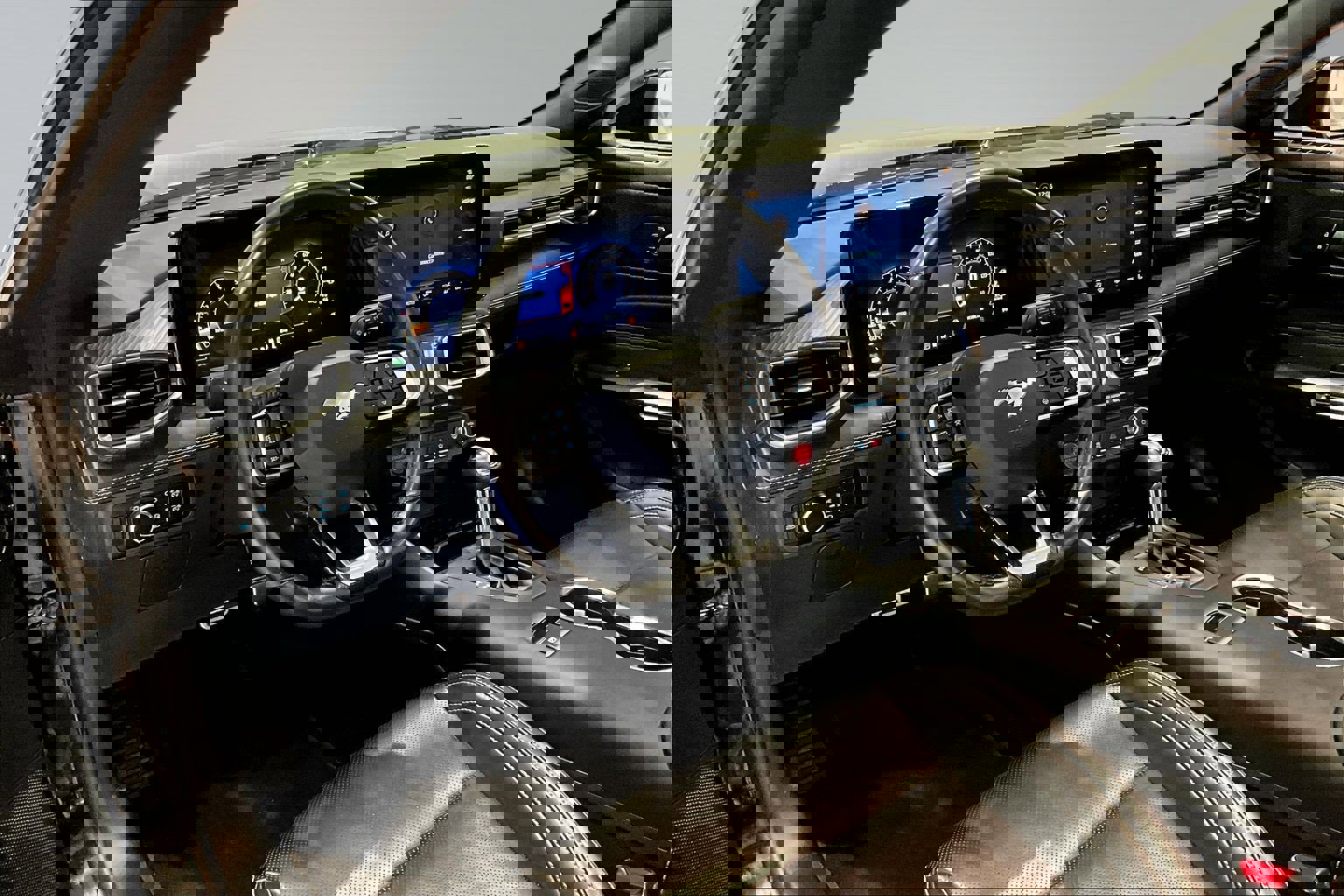 Used 2024 Ford Mustang Premium image 15