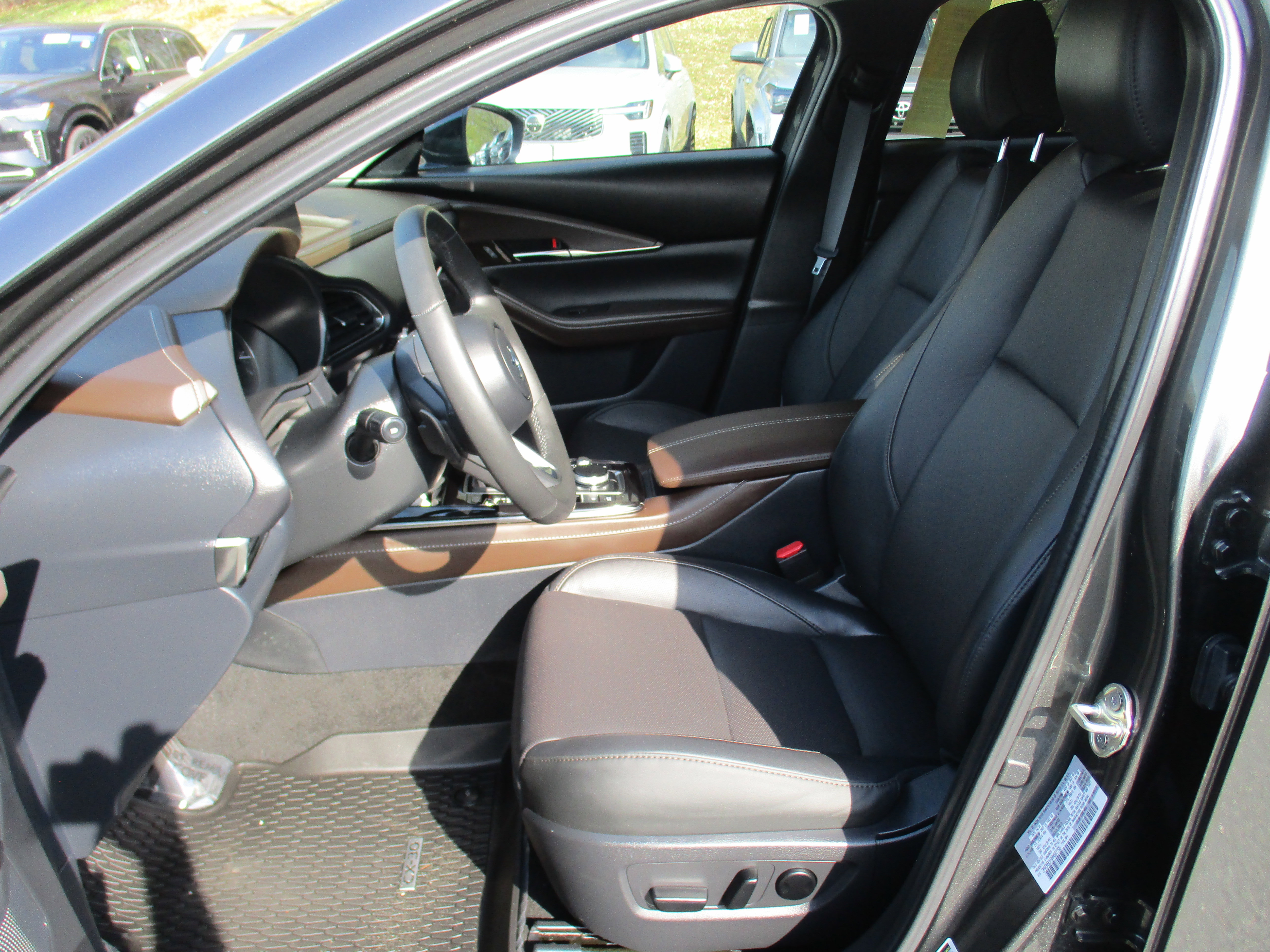 Used 2024 MAZDA CX-30 2.5 Turbo w/ Premium Package AWD/4WD image 12
