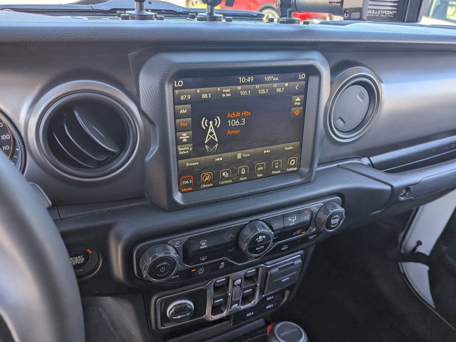 Used 2023 Jeep Gladiator Willys image 26