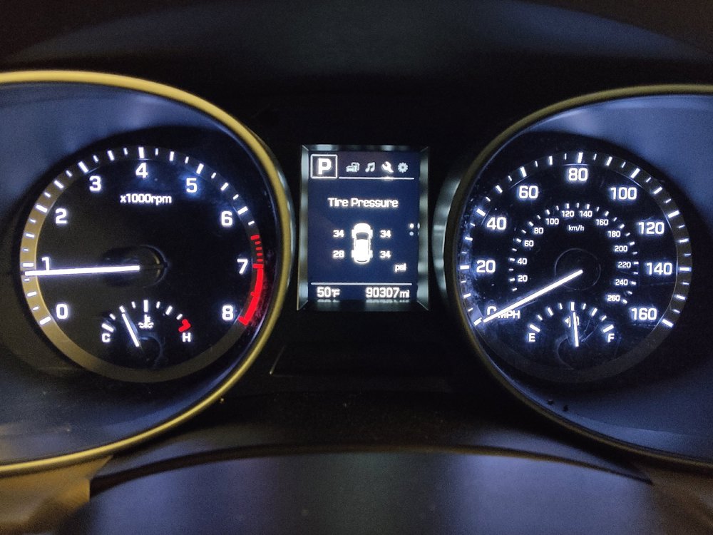 Used 2017 Hyundai Santa Fe SE image 23