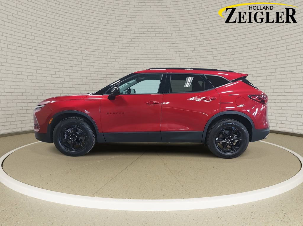 Used 2023 Chevrolet Blazer LT w/ Convenience Package image 8