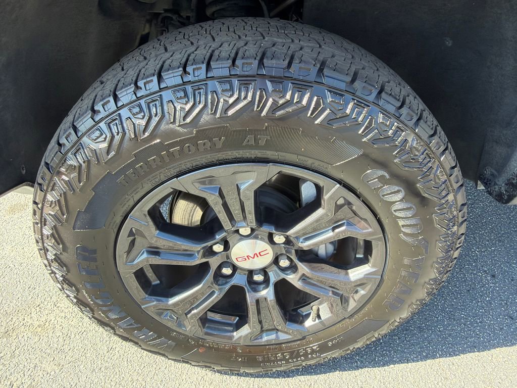Used 2024 GMC Canyon Elevation w/ Trailering Package image 11