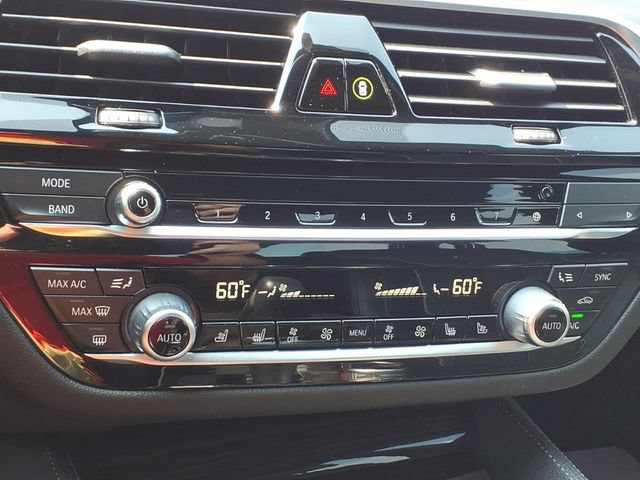 Used 2020 BMW M550i xDrive w/ Executive Package AWD/4WD image 19