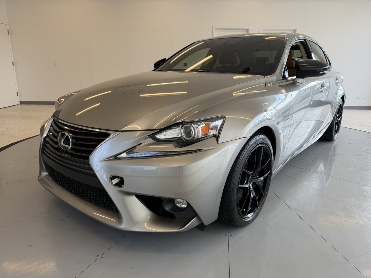 Used 2016 Lexus IS 200t RWD image 1