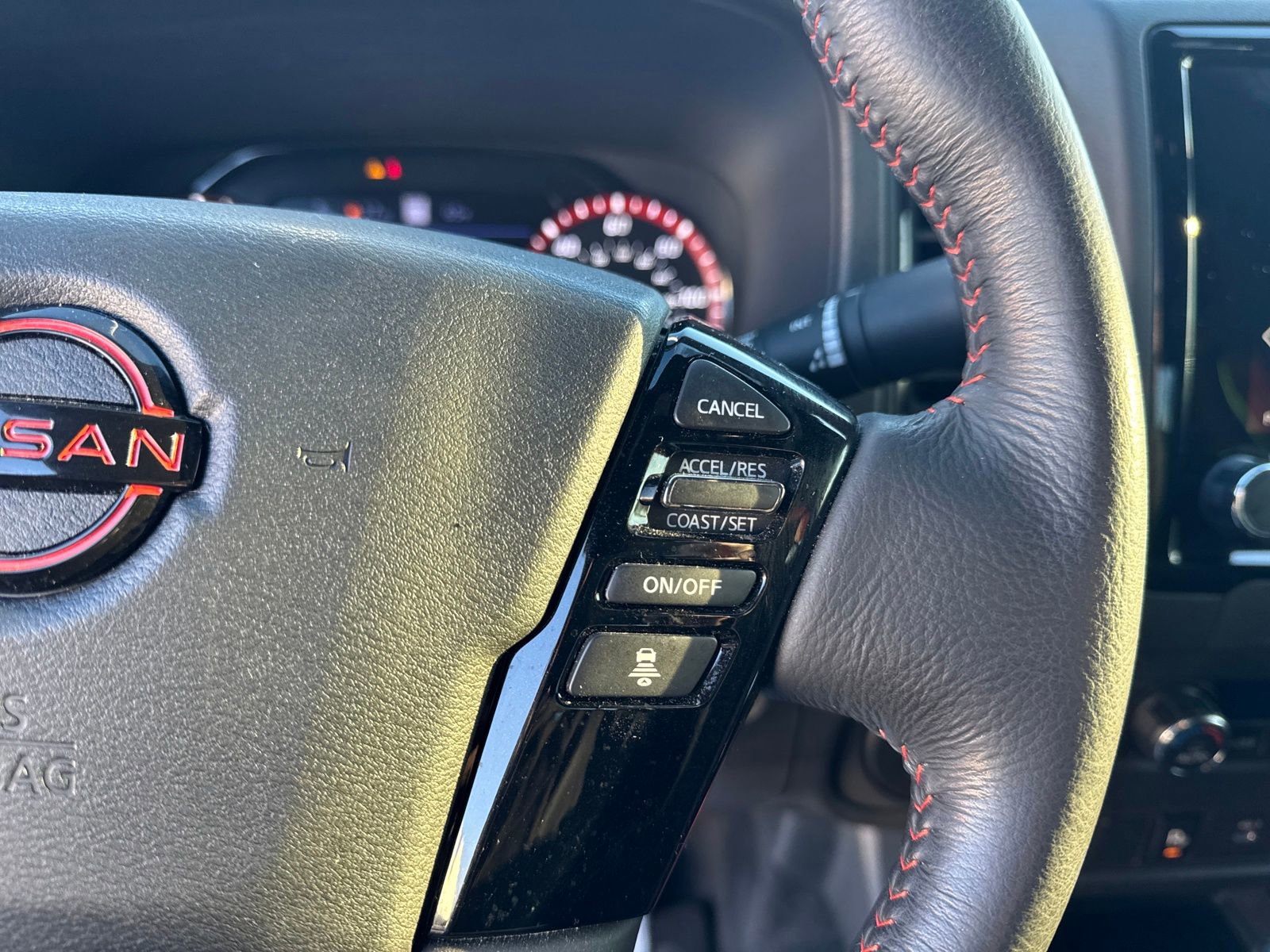 Certified 2023 Nissan Frontier Pro-X w/ Technology Package image 17