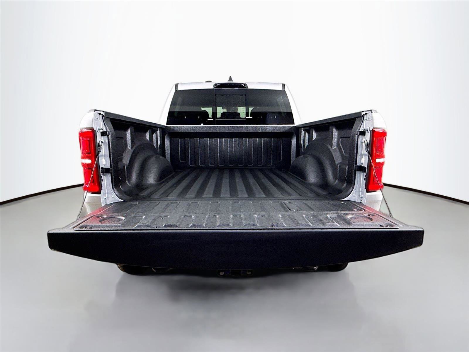New 2026 RAM 1500 RHO image 27