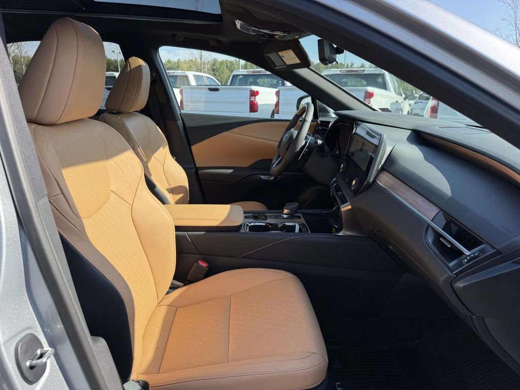 Used 2026 Lexus RX 350 w/ Convenience Package image 15