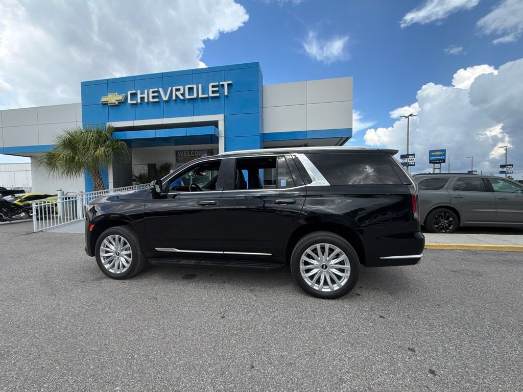 Used 2024 Cadillac Escalade Luxury RWD image 14