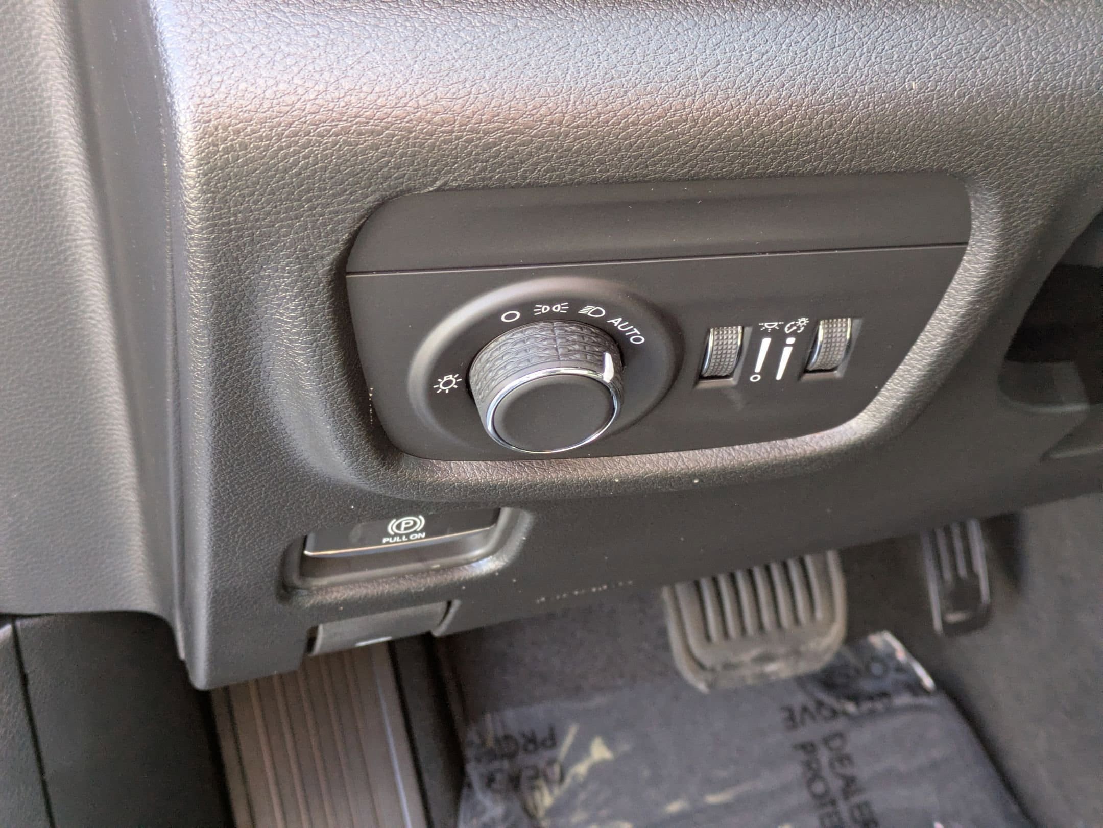 New 2026 Jeep Grand Cherokee Altitude AWD/4WD image 14