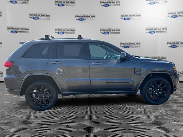 Used 2021 Jeep Grand Cherokee Laredo X AWD/4WD image 6