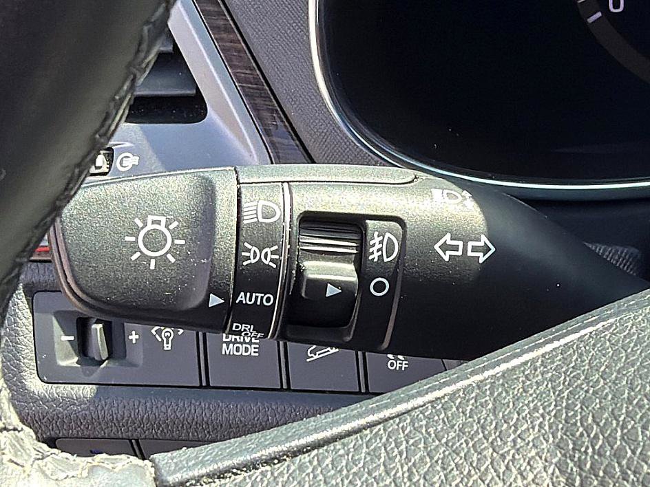 Used 2017 Hyundai Santa Fe Sport image 19