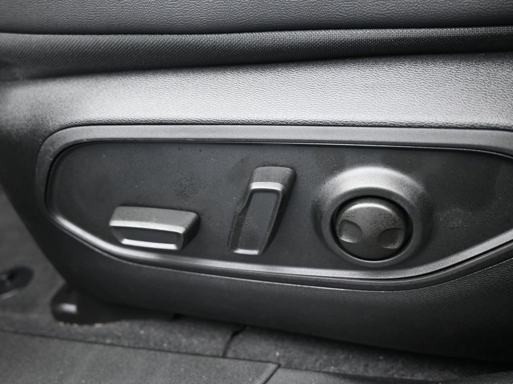 New 2026 Jeep Cherokee Overland image 13