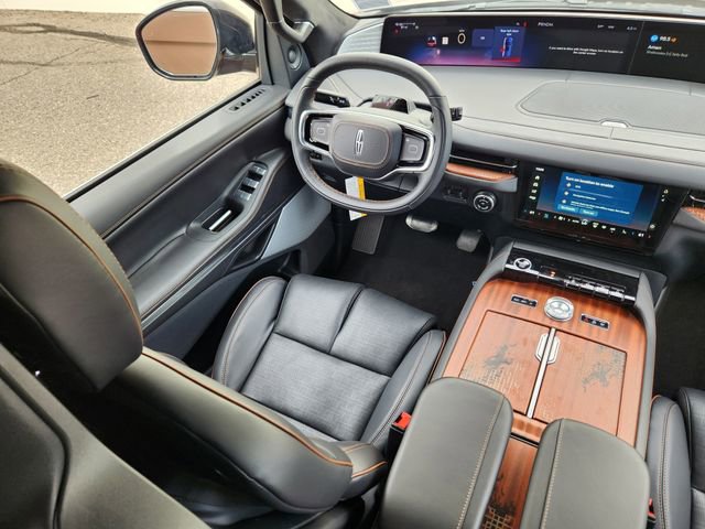 New 2026 Lincoln Navigator Black Label image 10