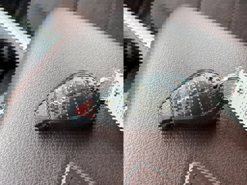 Used 2016 RAM 1500 Big Horn image 31