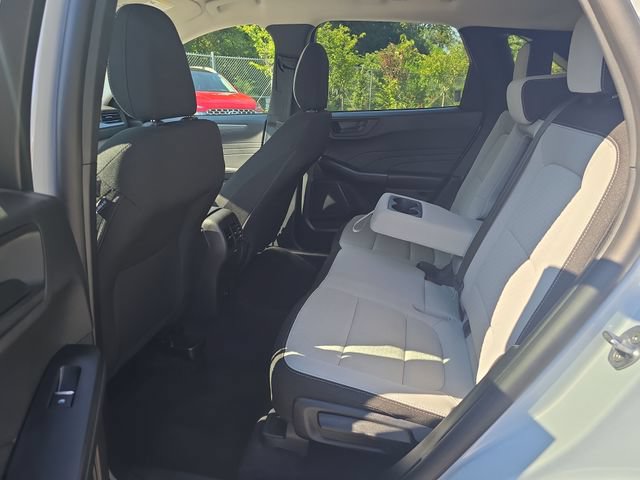 Used 2025 Ford Escape Active w/ Cold Weather Package AWD/4WD image 14