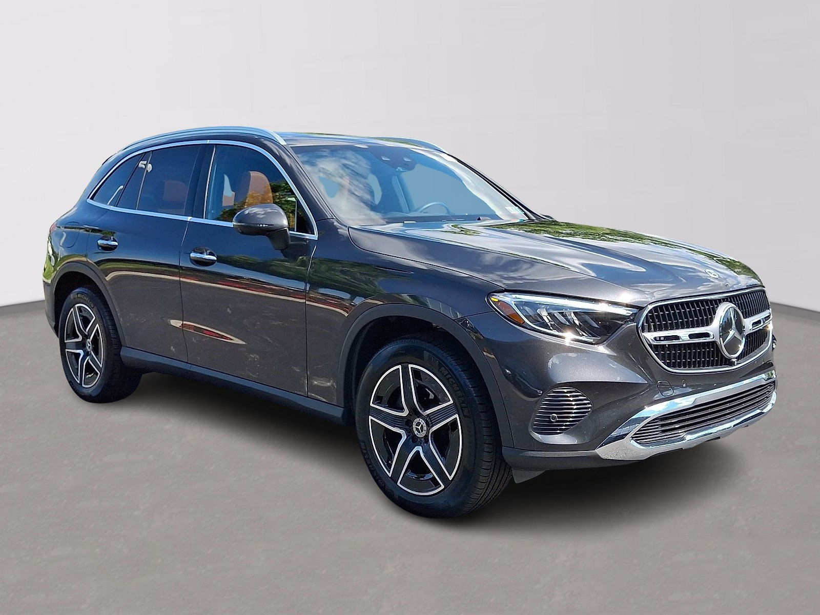 Certified 2026 Mercedes-Benz GLC 300 4MATIC image 3