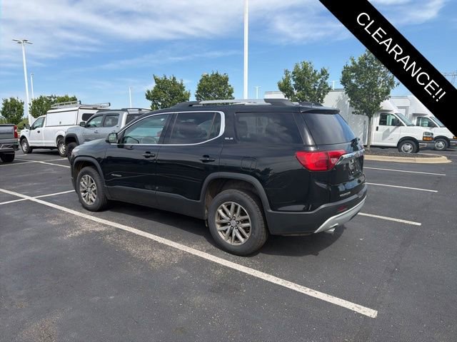 Used 2017 GMC Acadia SLE AWD/4WD image 6