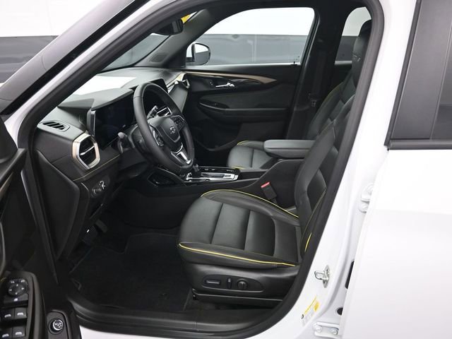 Used 2024 Chevrolet TrailBlazer ACTIV w/ Convenience Package FWD image 9
