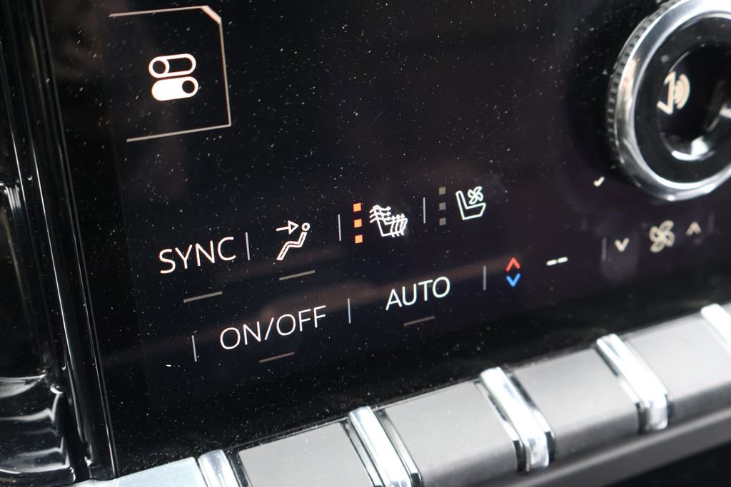 Used 2025 GMC Yukon Denali AWD/4WD image 27
