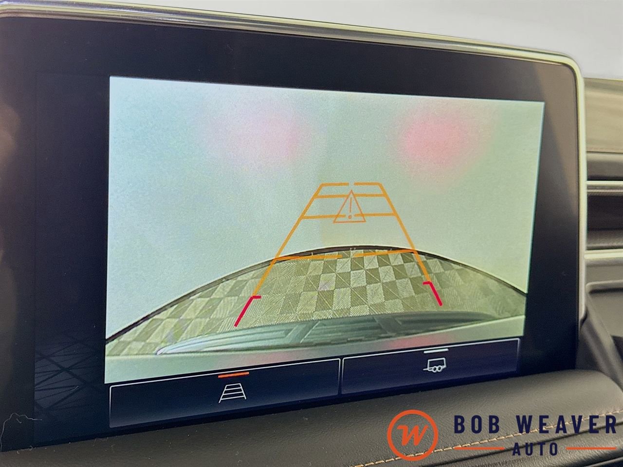 Used 2024 GMC Yukon XL AT4 image 14