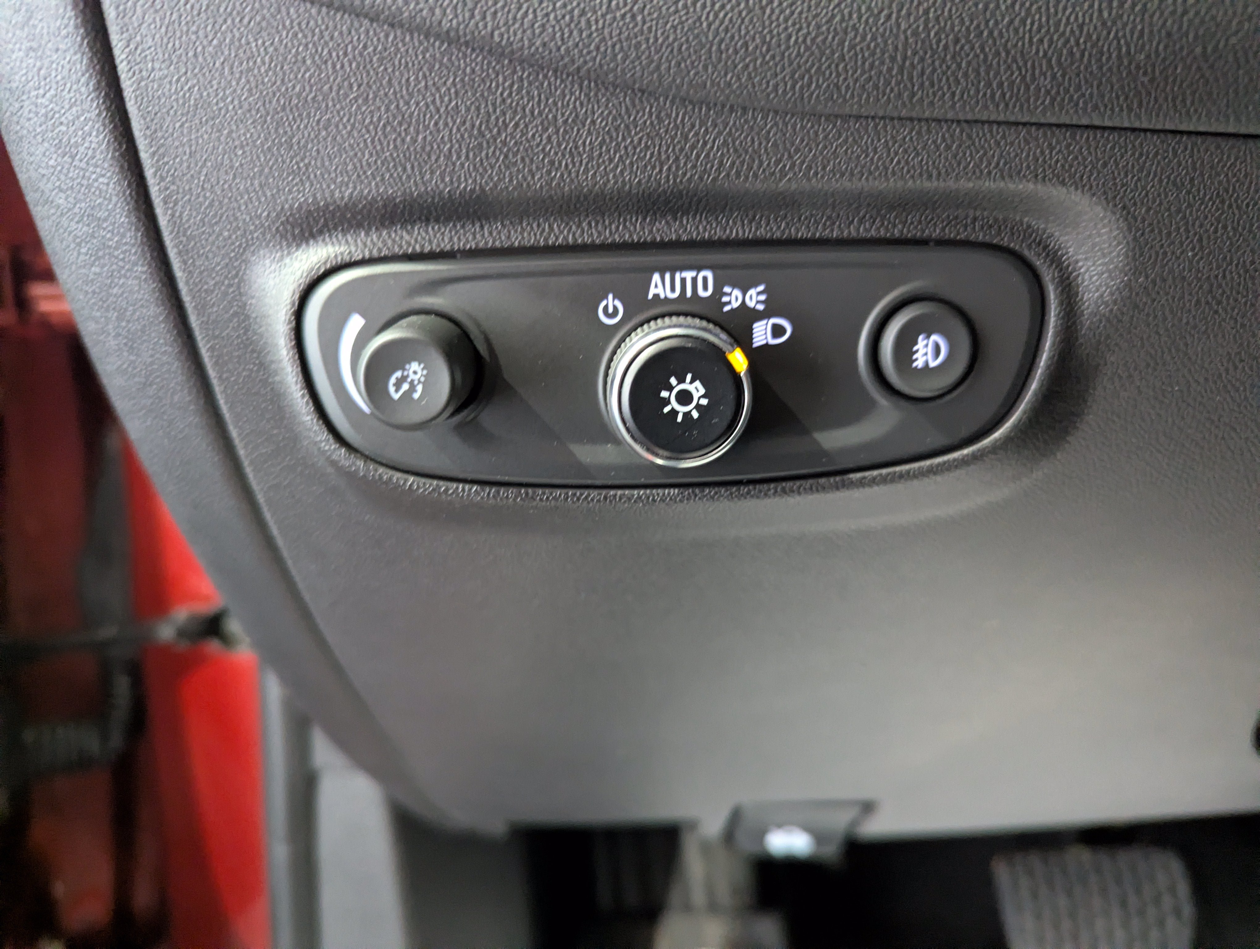 Used 2023 Chevrolet Equinox Premier AWD/4WD image 18