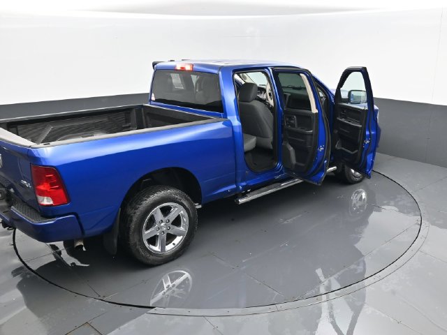 Used 2018 RAM 1500 Express w/ Express Value Package AWD/4WD image 26