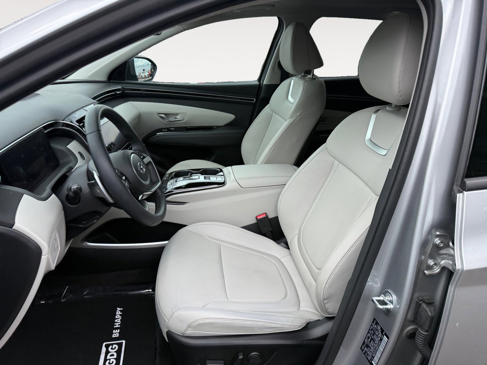 Certified 2024 Hyundai Tucson Limited AWD/4WD image 10