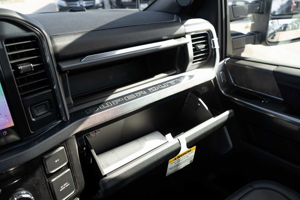Used 2025 Ford F250 Platinum image 20