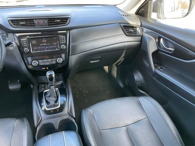 Used 2018 Nissan Rogue SL w/ Premium Package AWD/4WD image 9