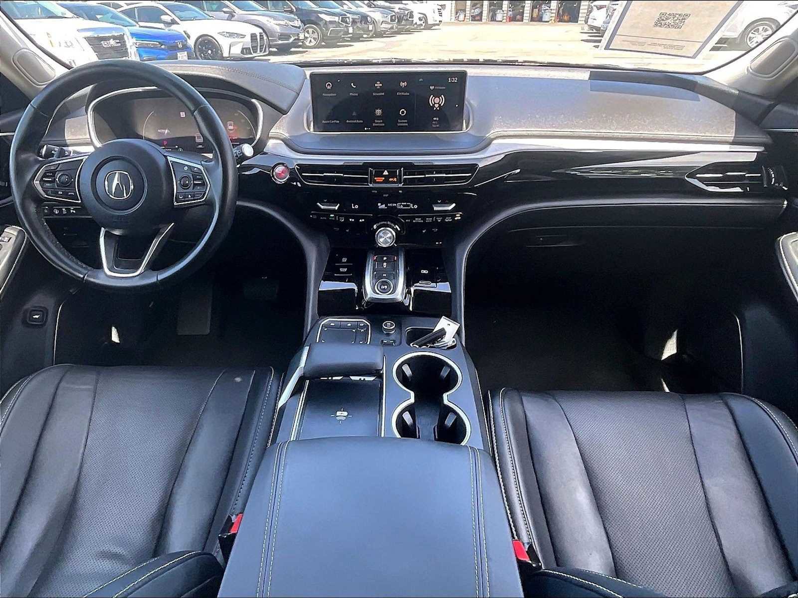 Used 2023 Acura MDX SH-AWD w/ Technology Package image 17