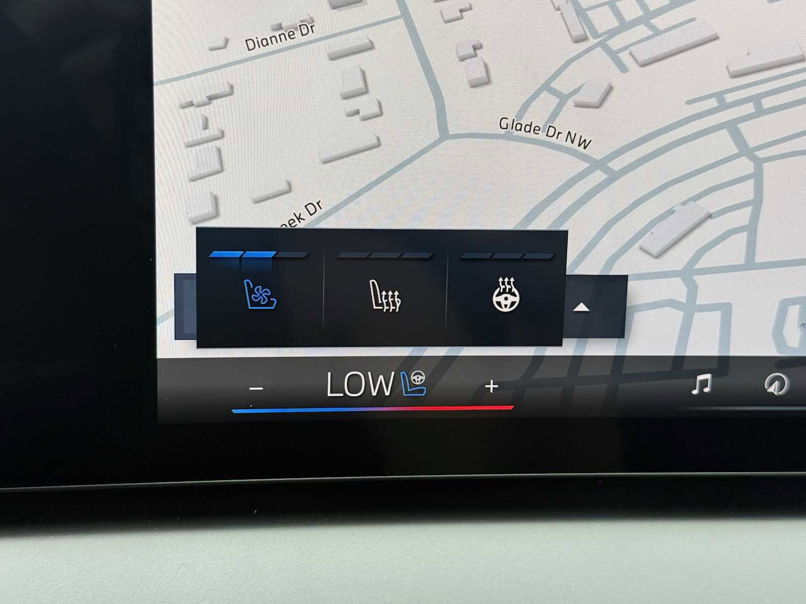 New 2025 BMW X3 xDrive30i w/ Premium Package image 31