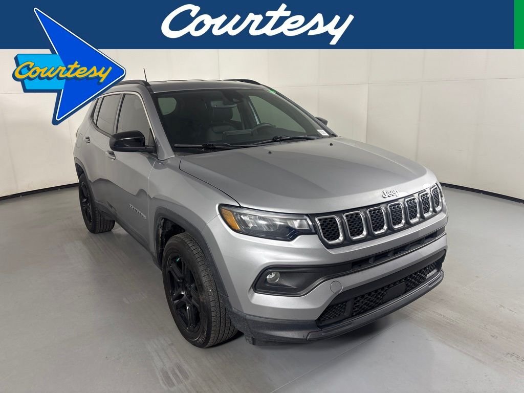 Used 2024 Jeep Compass Latitude