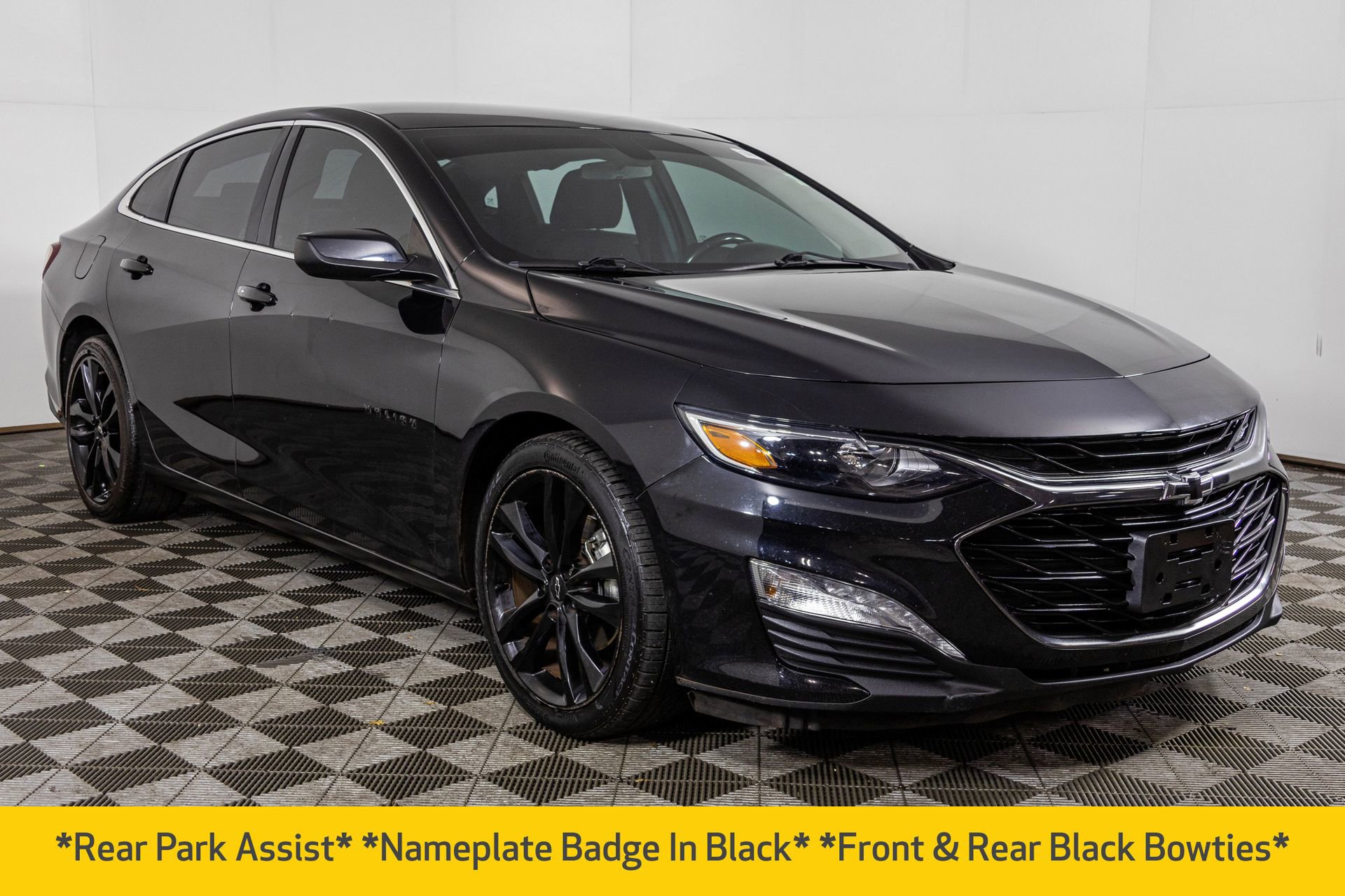 Used 2021 Chevrolet Malibu LT w/ Midnight Edition image 11