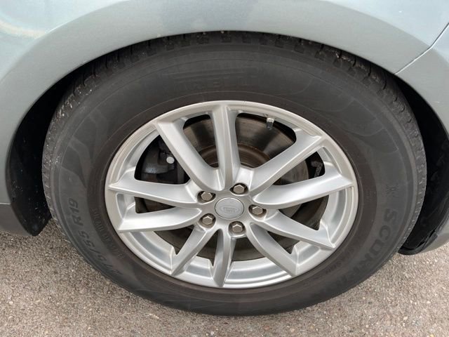 Used 2015 Land Rover Range Rover Sport SE AWD/4WD image 19