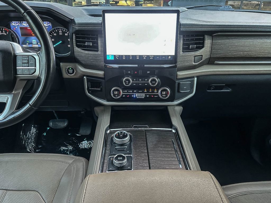 Used 2023 Ford Expedition Limited AWD/4WD image 17