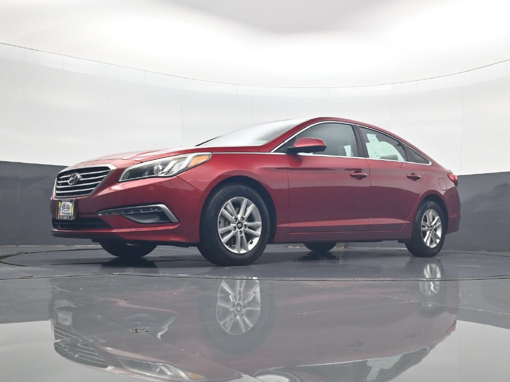 Used 2015 Hyundai Sonata SE w/ Cargo Package FWD image 22
