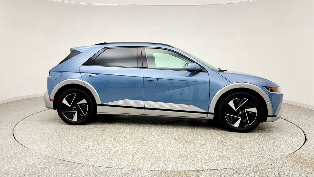 Used 2025 Hyundai Ioniq 5 Limited image 4