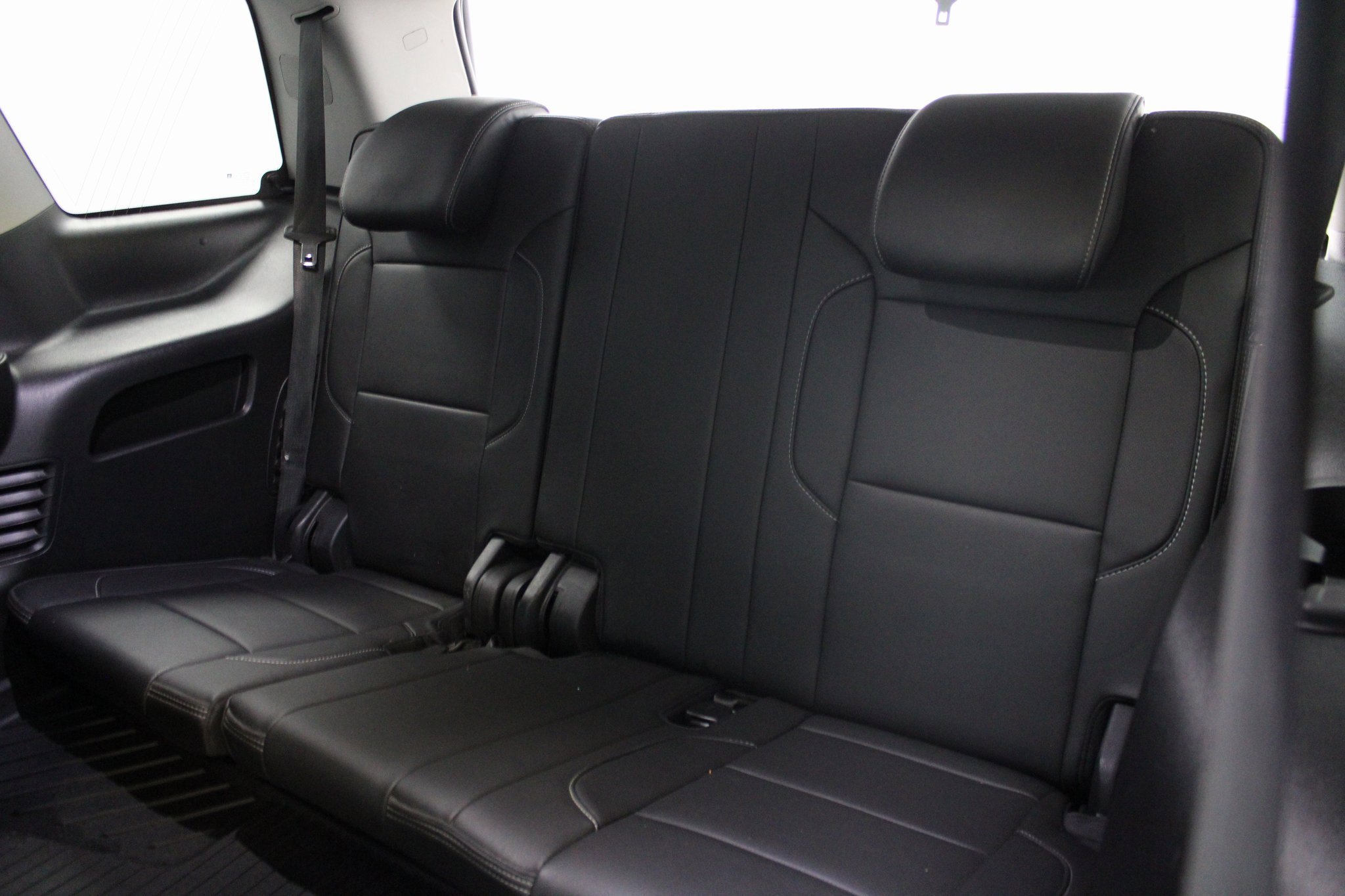 Used 2019 GMC Yukon Denali image 25