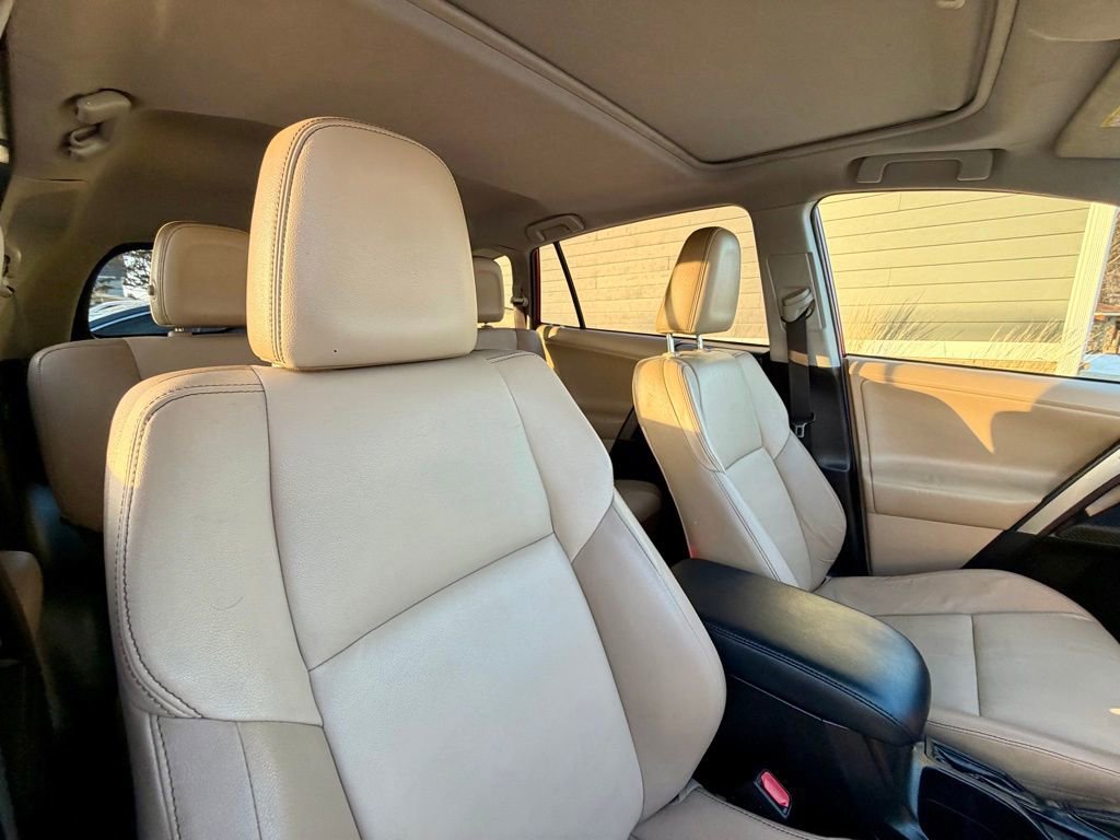 Used 2013 Toyota RAV4 Limited image 19