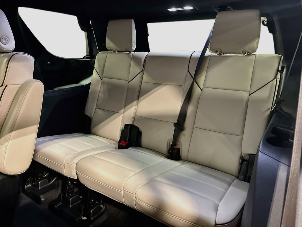 Certified 2024 Cadillac Escalade Sport RWD image 36