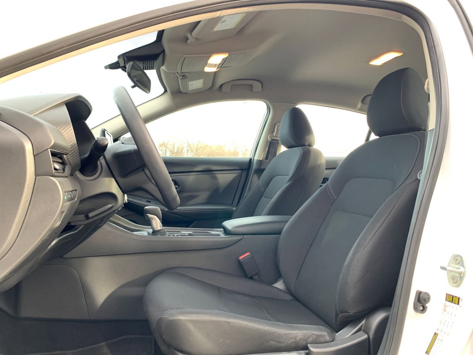 Used 2025 Nissan Sentra S image 25