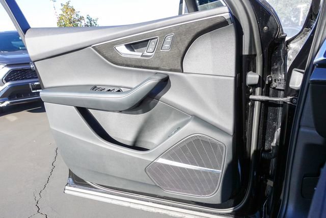 Used 2021 Audi Q7 3.0T Prestige w/ Prestige Package image 24