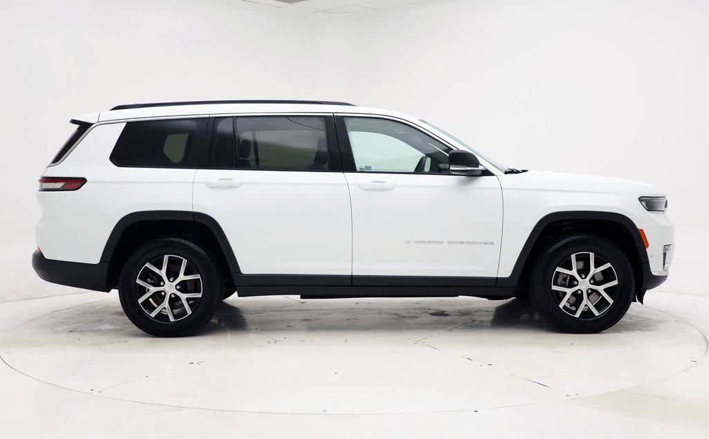 Used 2024 Jeep Grand Cherokee L Limited w/ Luxury Tech Group II AWD/4WD image 3