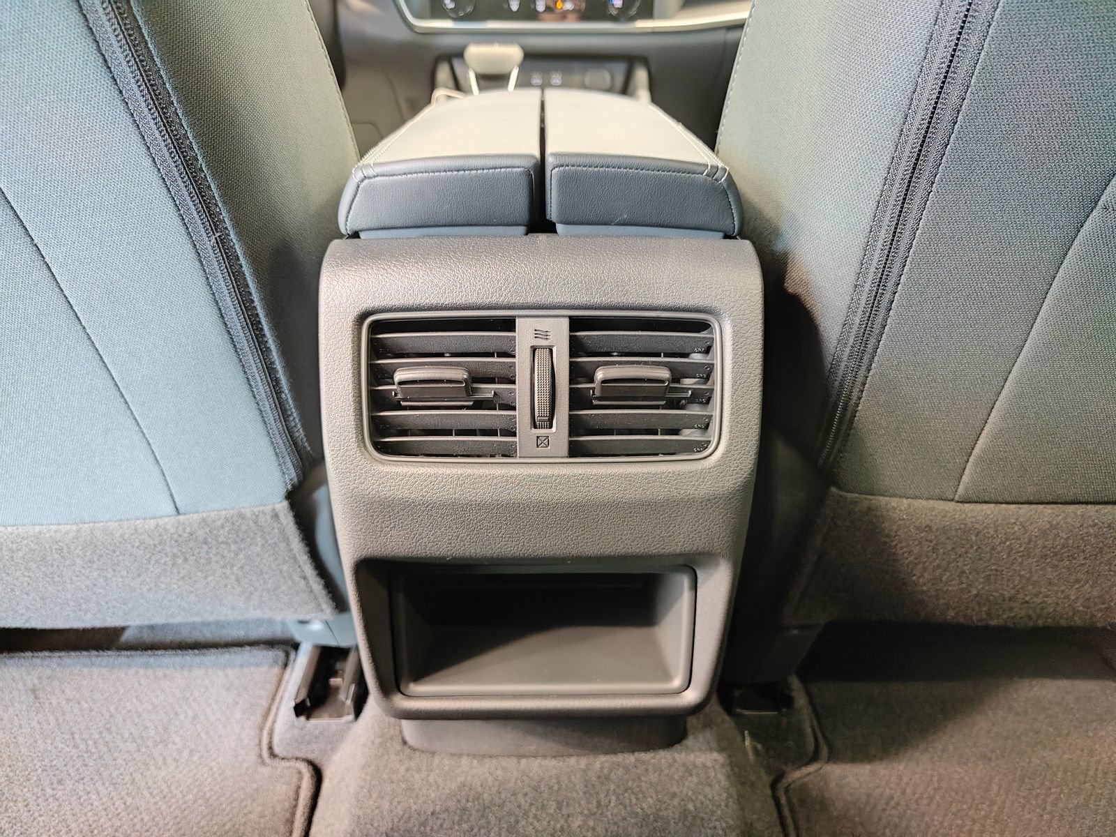 New 2026 Nissan Rogue S image 27